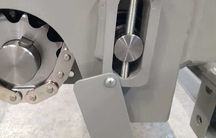 Kettenförderer Spannstation