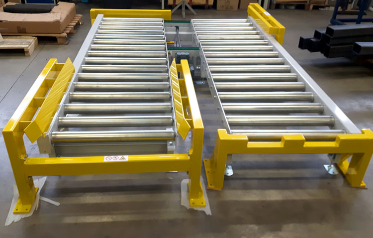 Rollenförderer mit Anfahrschutz und Zentrierhilfen Rollenförderer Anfahrschutz Zentrierhilfen